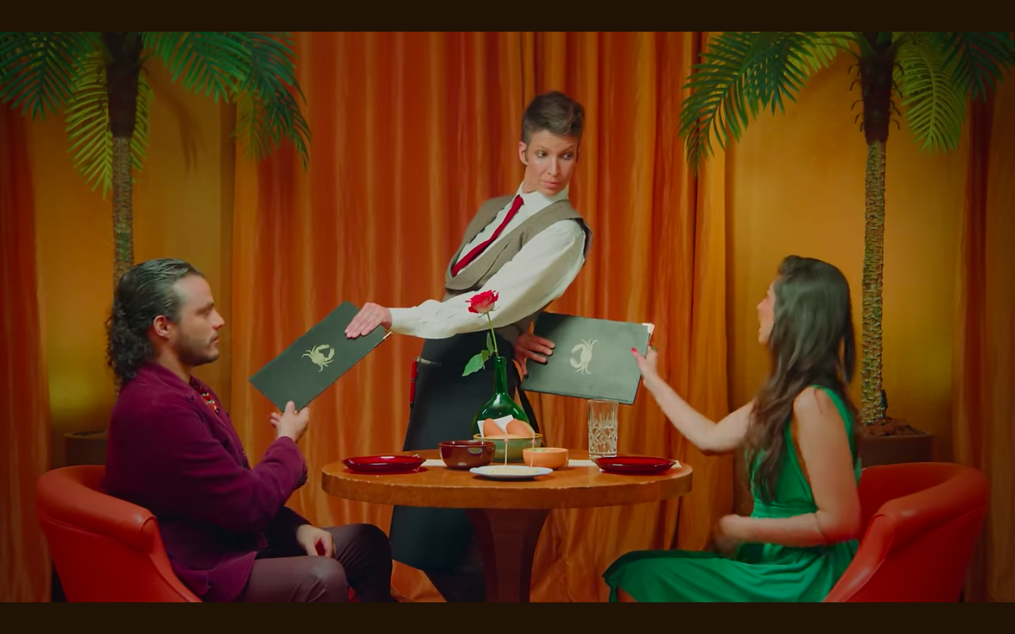 Descascar Caranguejo - Artista: Julie & Manita